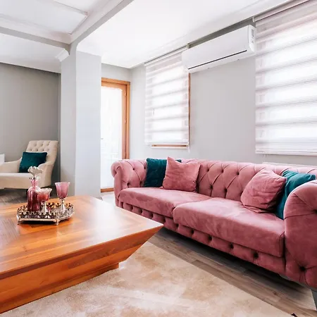 Apartament Huge Duplex Flat W Terrace Near Bilgi University