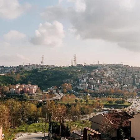 Huge Duplex Flat W Terrace Near Bilgi University Apartament Stambuł
